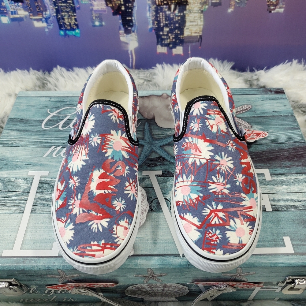 Vans Crew Floral 💐🌼 Classic Slip-on (CL) - Picture 13 of 14
